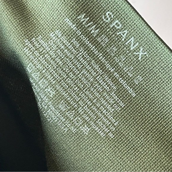 Spanx Green Camo Seamless Leggings M - Picture 9 of 9